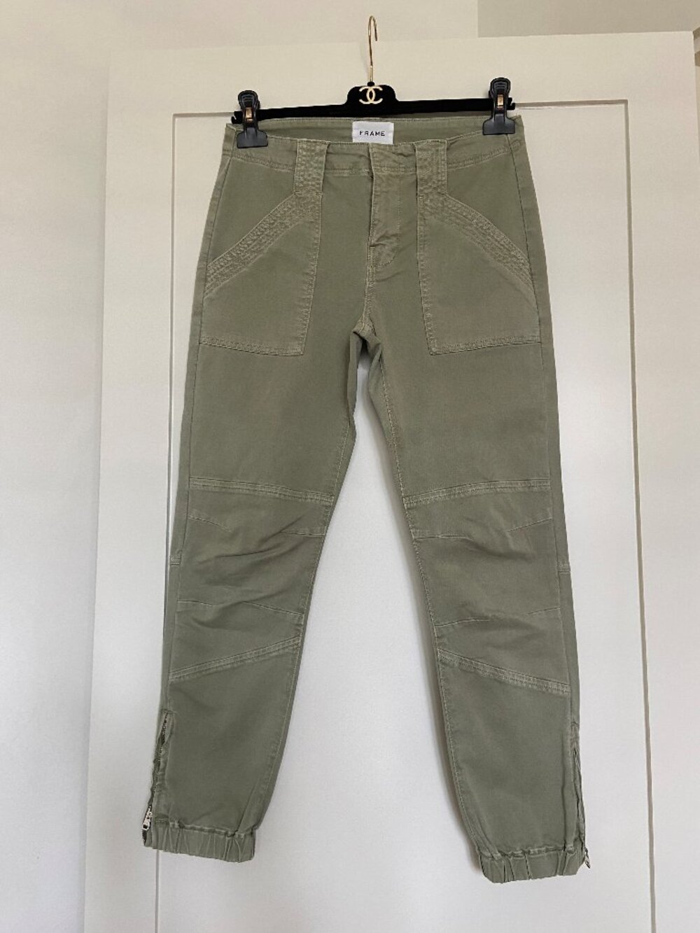 FRAME Cotton-blend sage green twill tapered jogger pants
